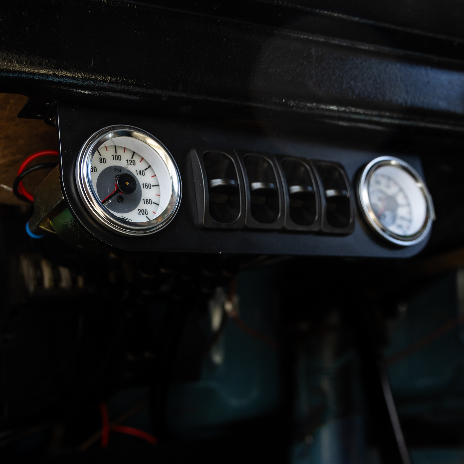 Air Gauges & Paddle Valves